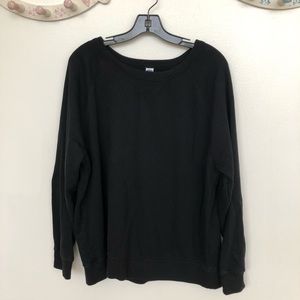Old navy black sweatshirt